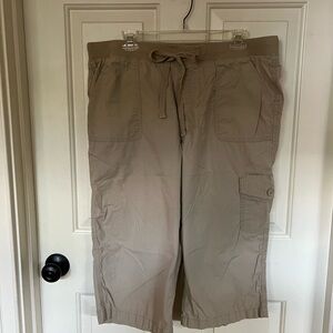 St. John's Bay Utility Mid Rise Capris